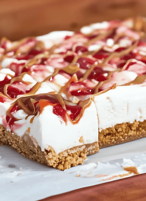 No bake – Peanut Butter and Jelly Cheesecake Bars